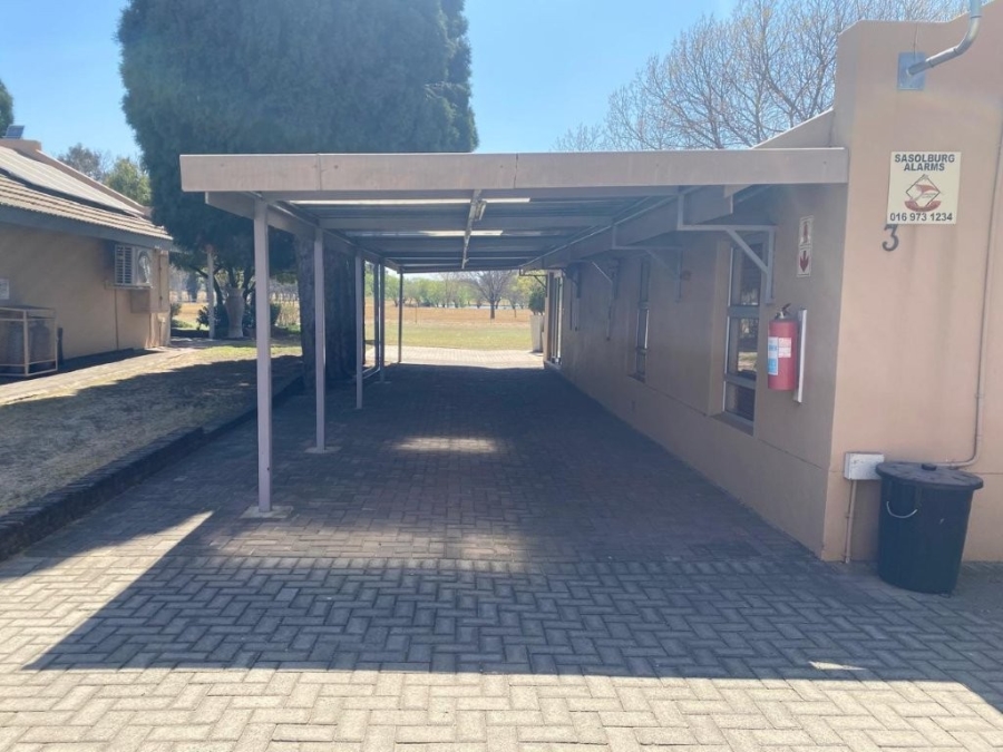 3 Bedroom Property for Sale in Louterwater Free State